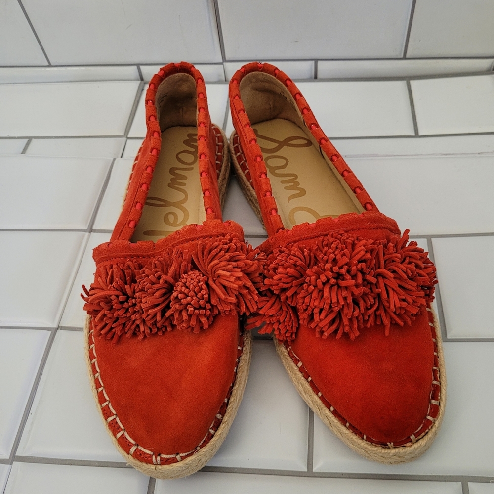 NWOT SAM EDELMAN Issa Red Suede Leather Flat Espadrilles Shoe Pom Pom Detail Sum